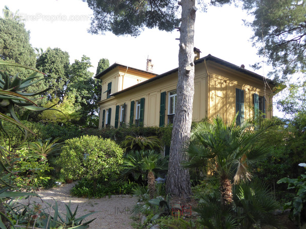 Maison à ROQUEBRUNE-CAP-MARTIN