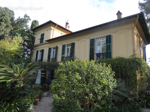 Maison à ROQUEBRUNE-CAP-MARTIN