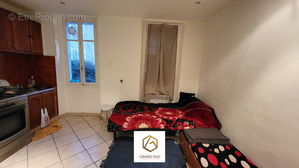 Appartement à MARSEILLE-3E