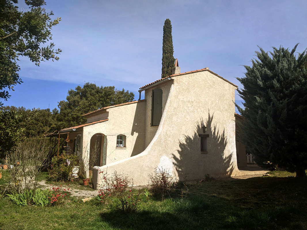 Maison à TOURTOUR