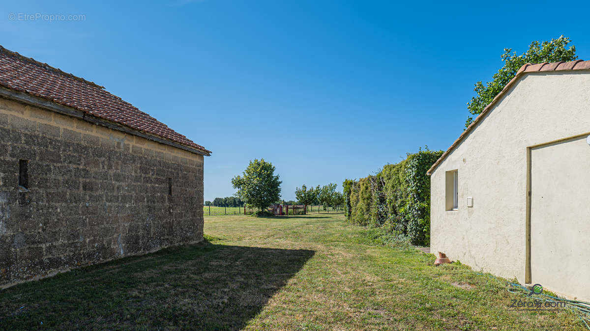 Maison à TALMONT-SAINT-HILAIRE