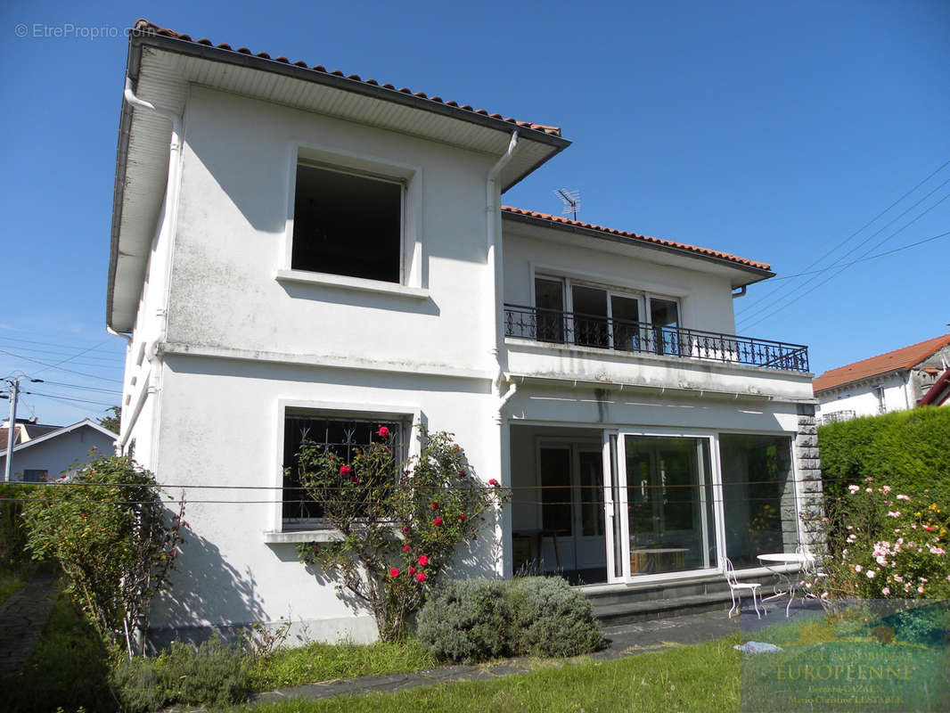 Maison à LOURDES