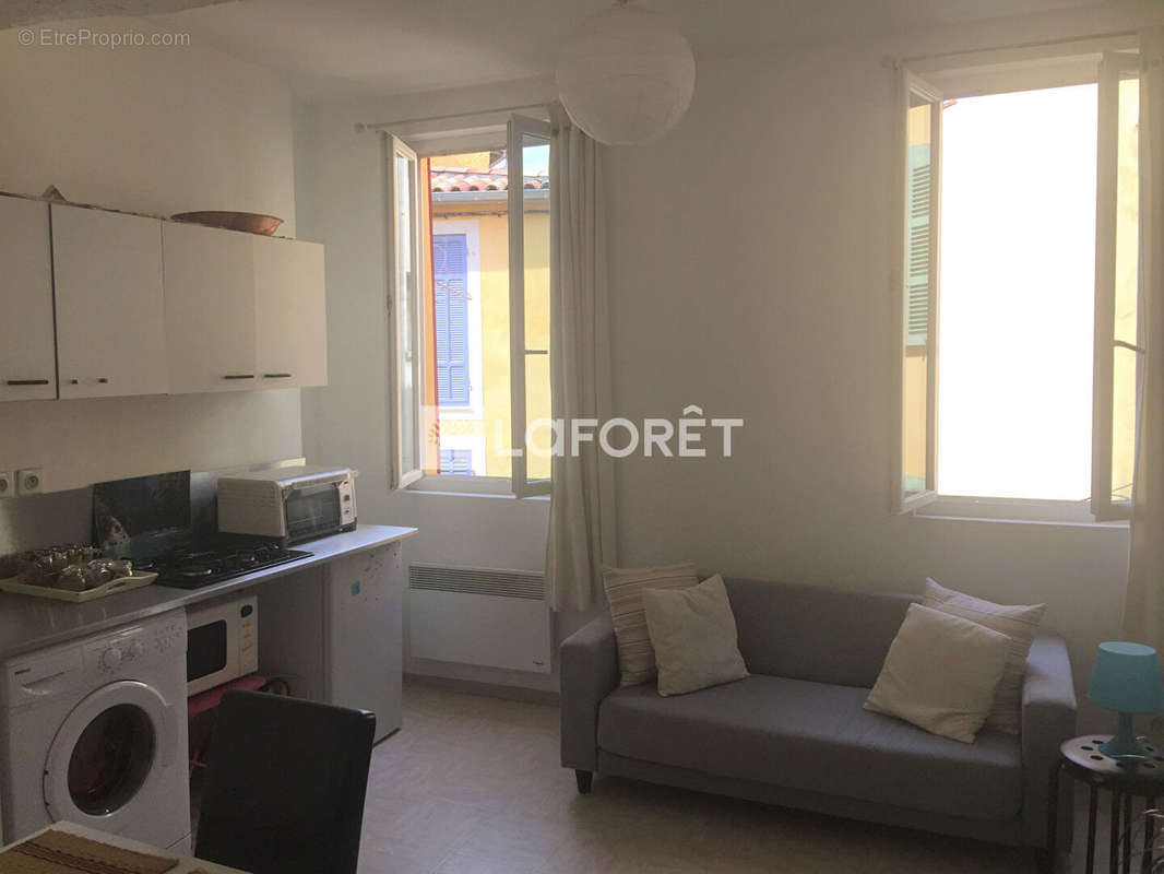 Appartement à SAINT-MAXIMIN-LA-SAINTE-BAUME