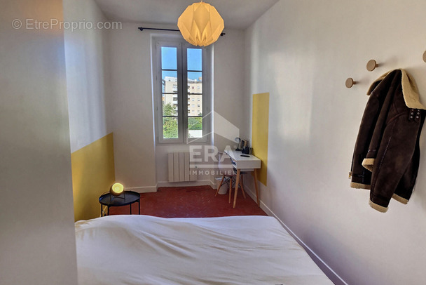 Appartement à MARSEILLE-6E