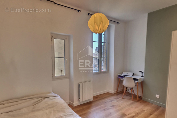 Appartement à MARSEILLE-6E