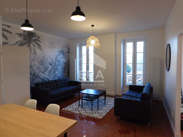 Appartement à MARSEILLE-6E