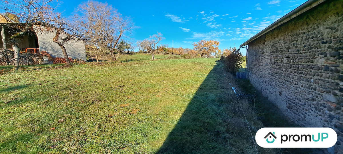 Terrain à SOUYEAUX