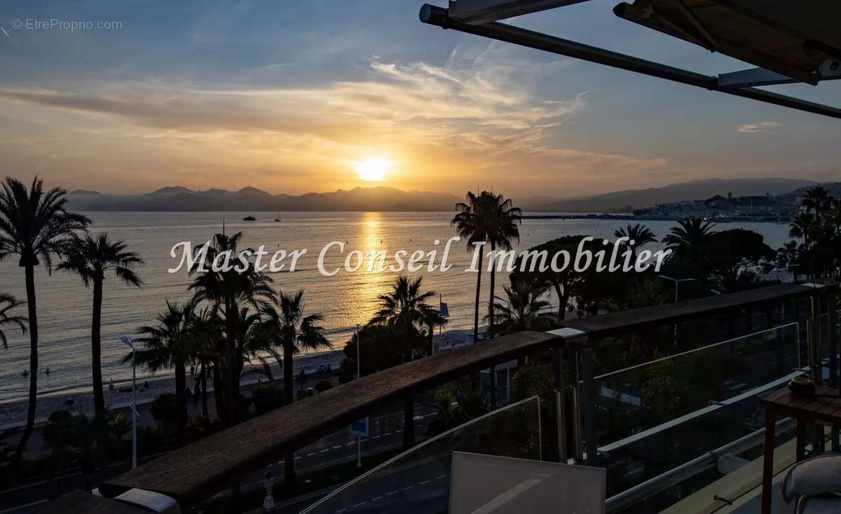 Appartement à CANNES