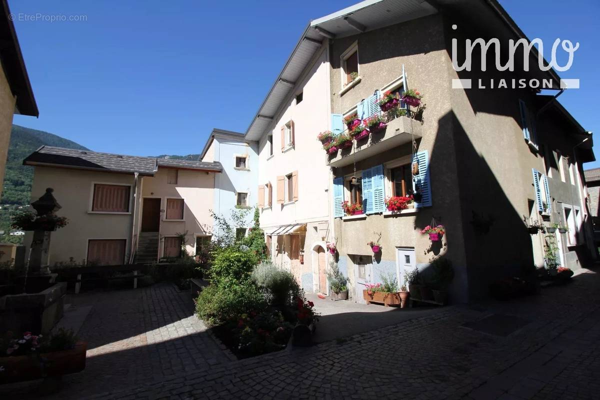 Appartement à SAINT-MICHEL-DE-MAURIENNE