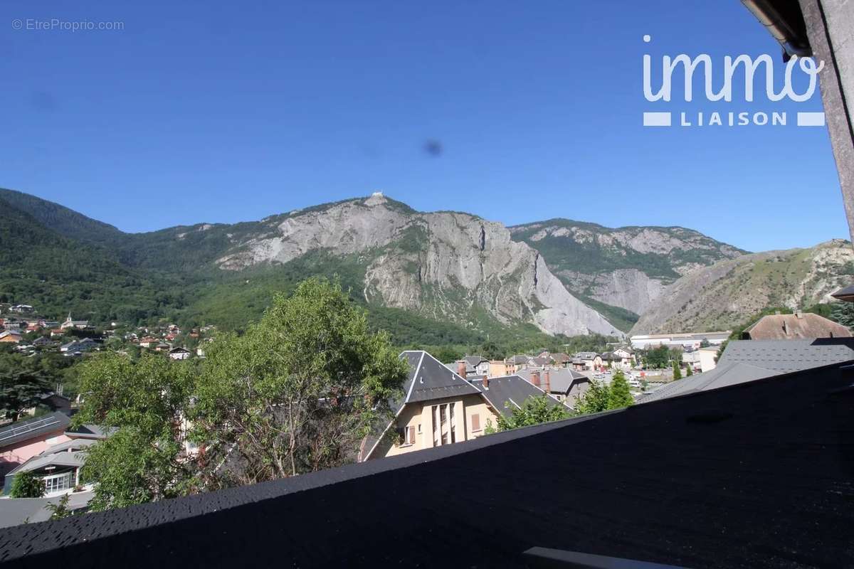 Appartement à SAINT-MICHEL-DE-MAURIENNE