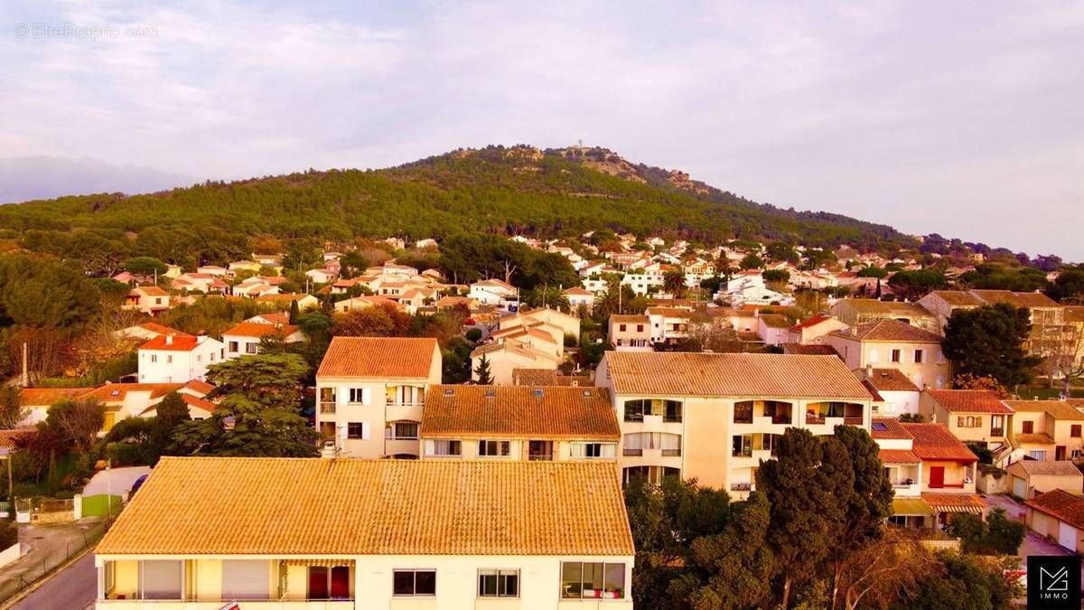 Appartement à SIX-FOURS-LES-PLAGES