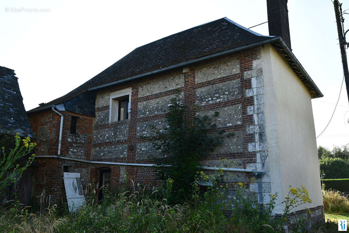 Maison à LA NEUVILLE-CHANT-D&#039;OISEL