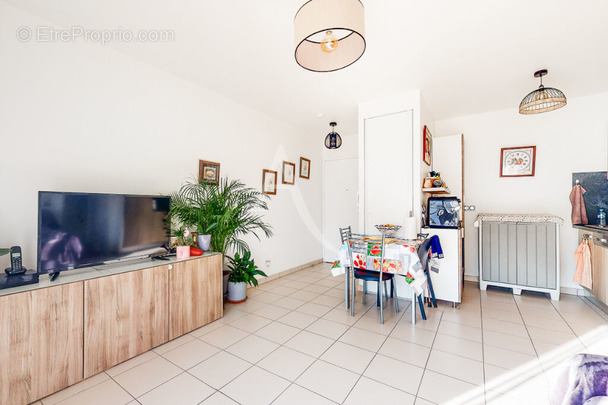 Appartement à EMERAINVILLE