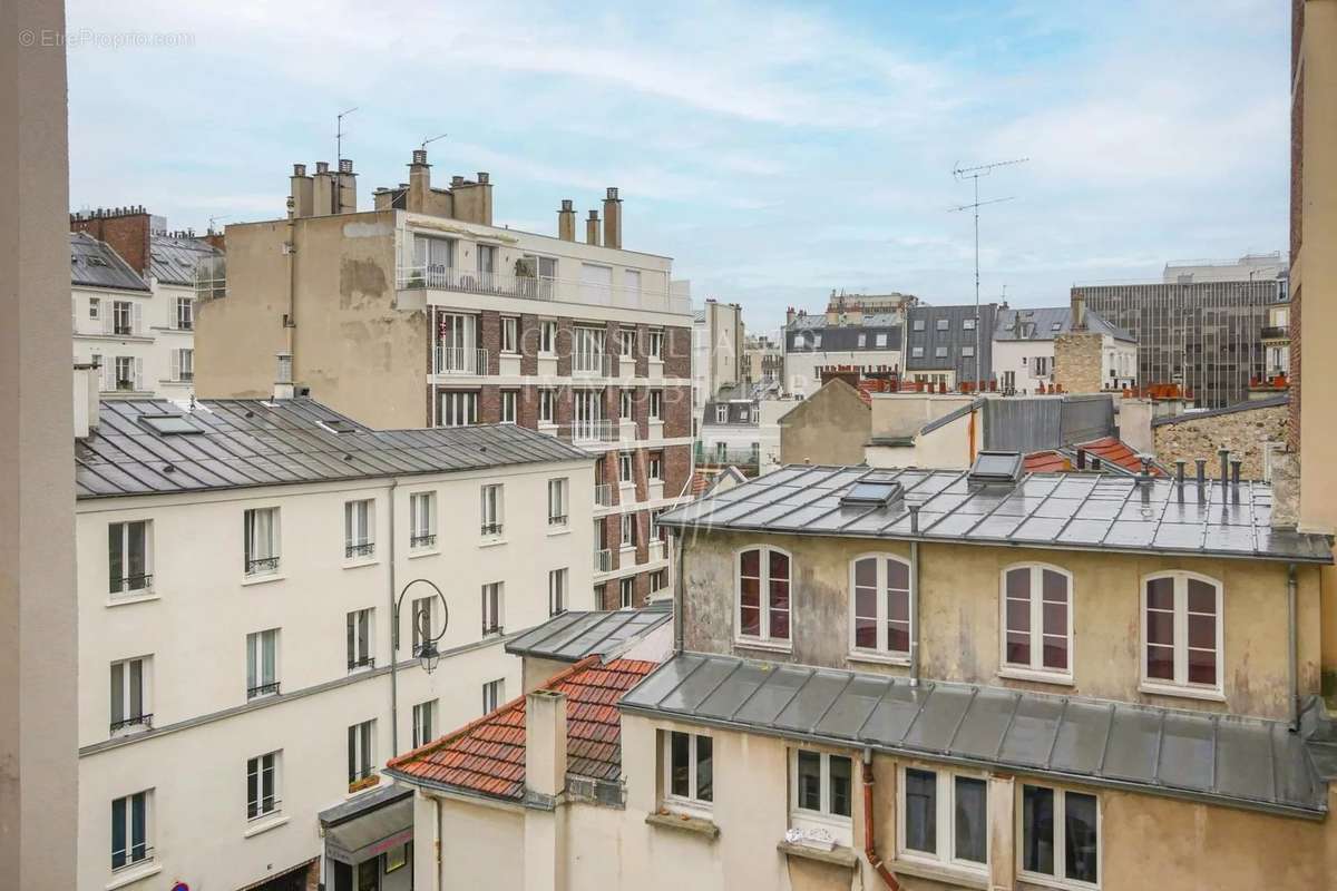 Appartement à NEUILLY-SUR-SEINE