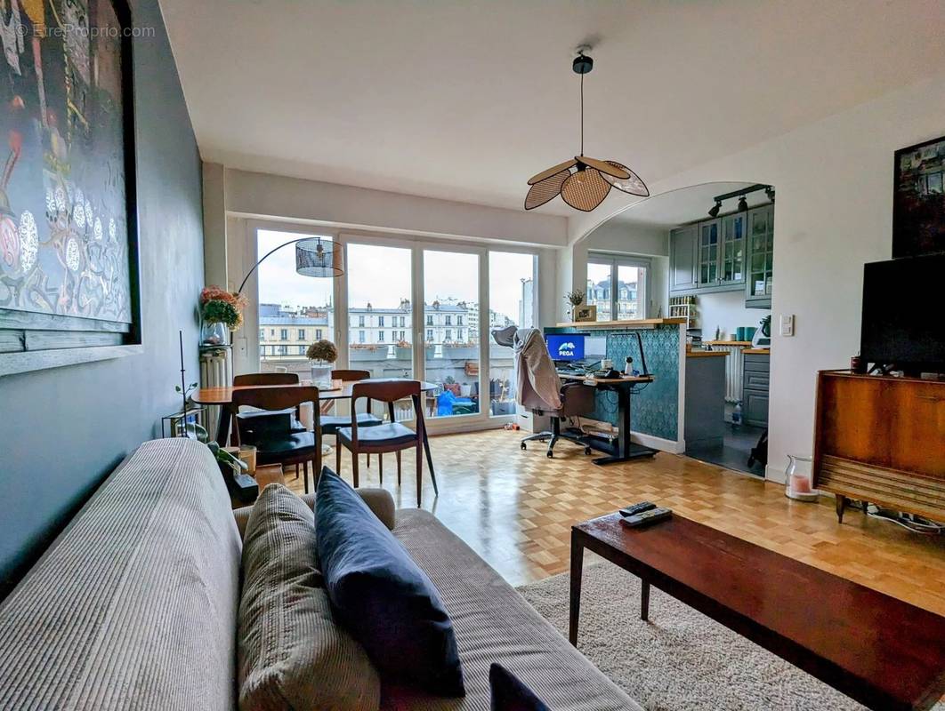 Appartement à PARIS-20E