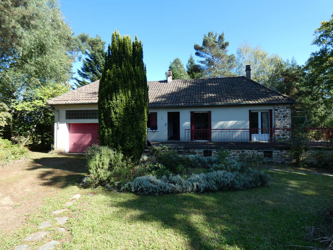 Maison à RILHAC-RANCON