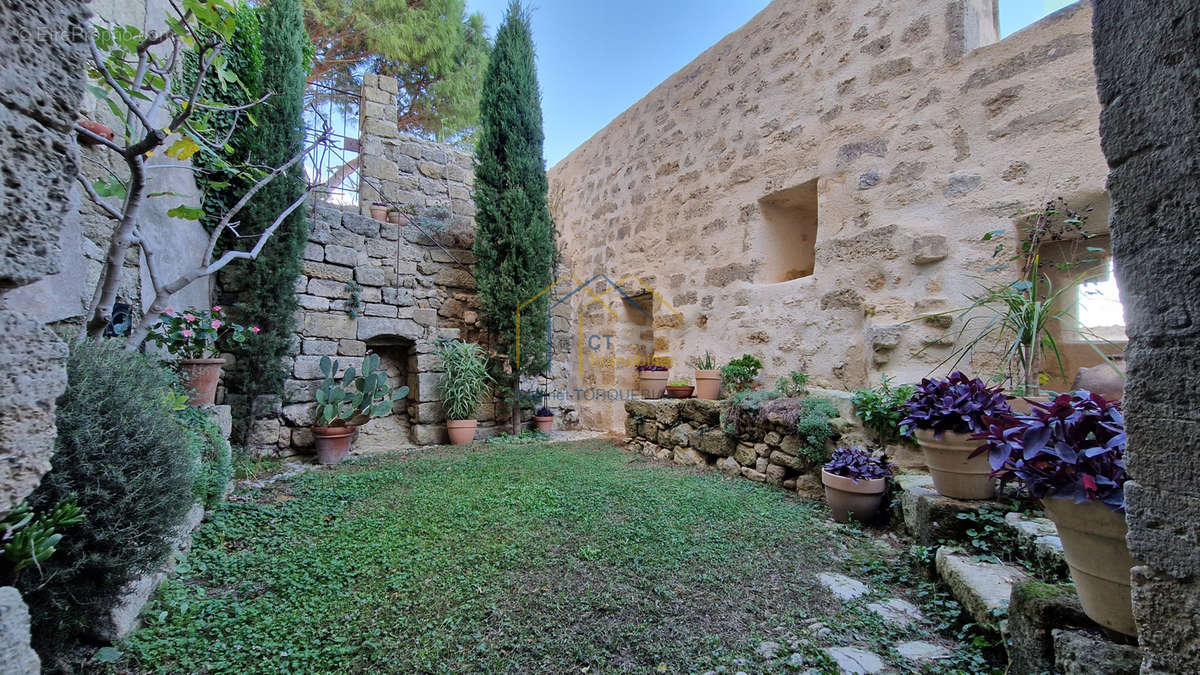 Maison à PEZENAS