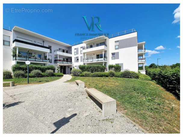 Appartement à SAINT-GENIS-POUILLY