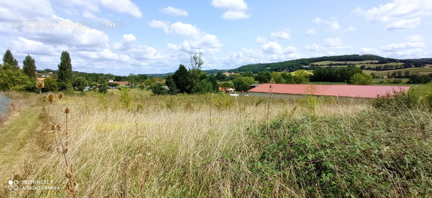 Terrain à LAUZERTE