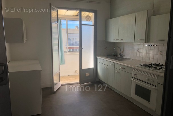 Appartement à MARSEILLE-8E