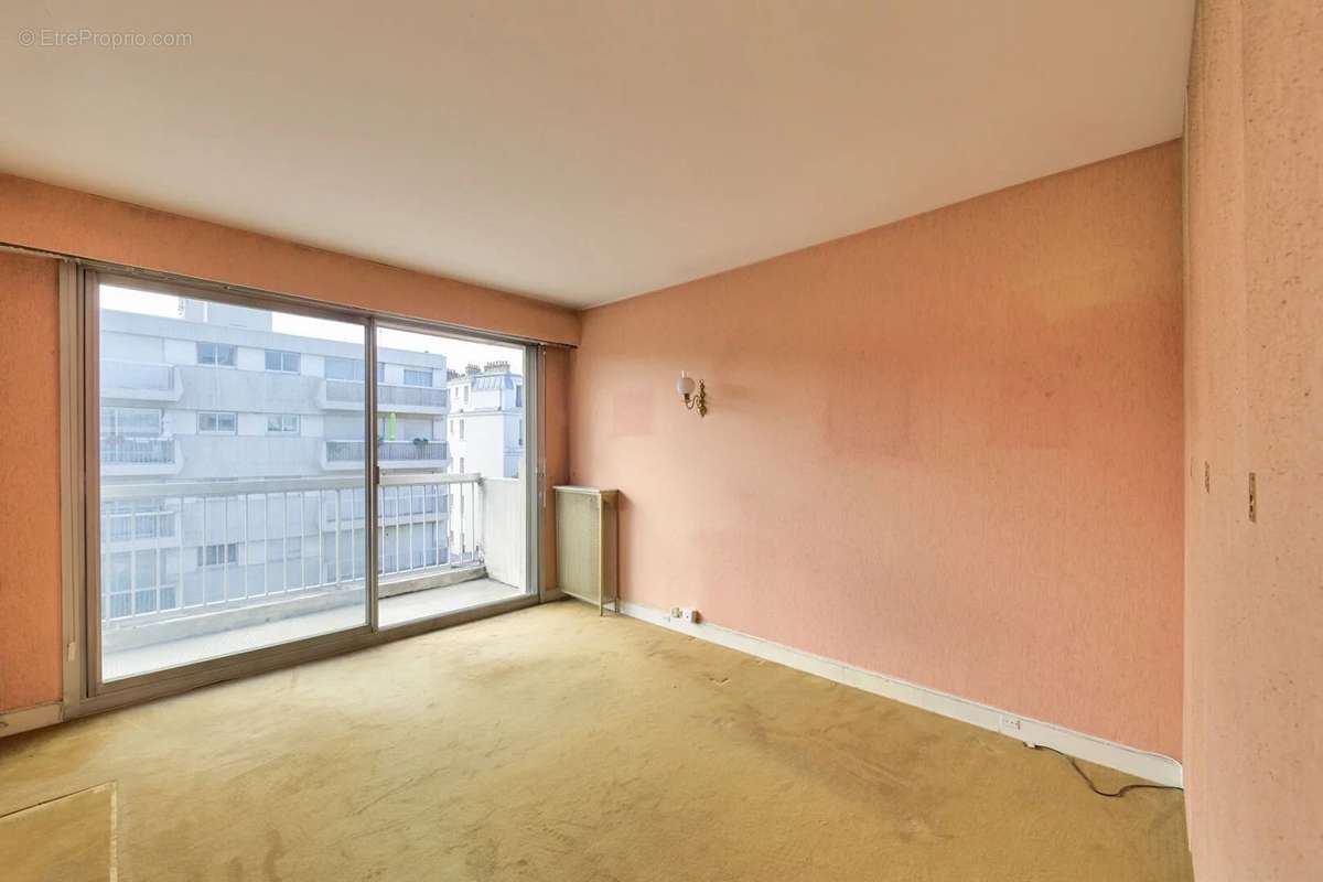 Appartement à PARIS-15E