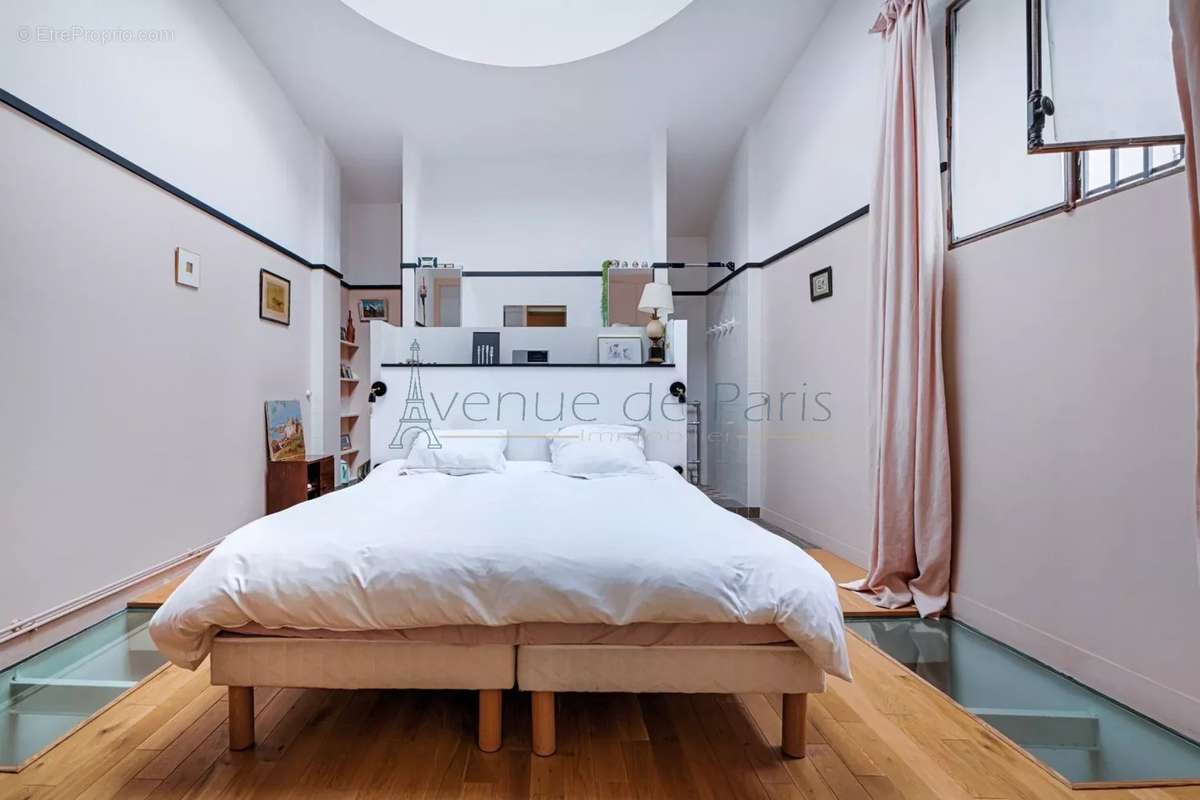 Appartement à PARIS-10E