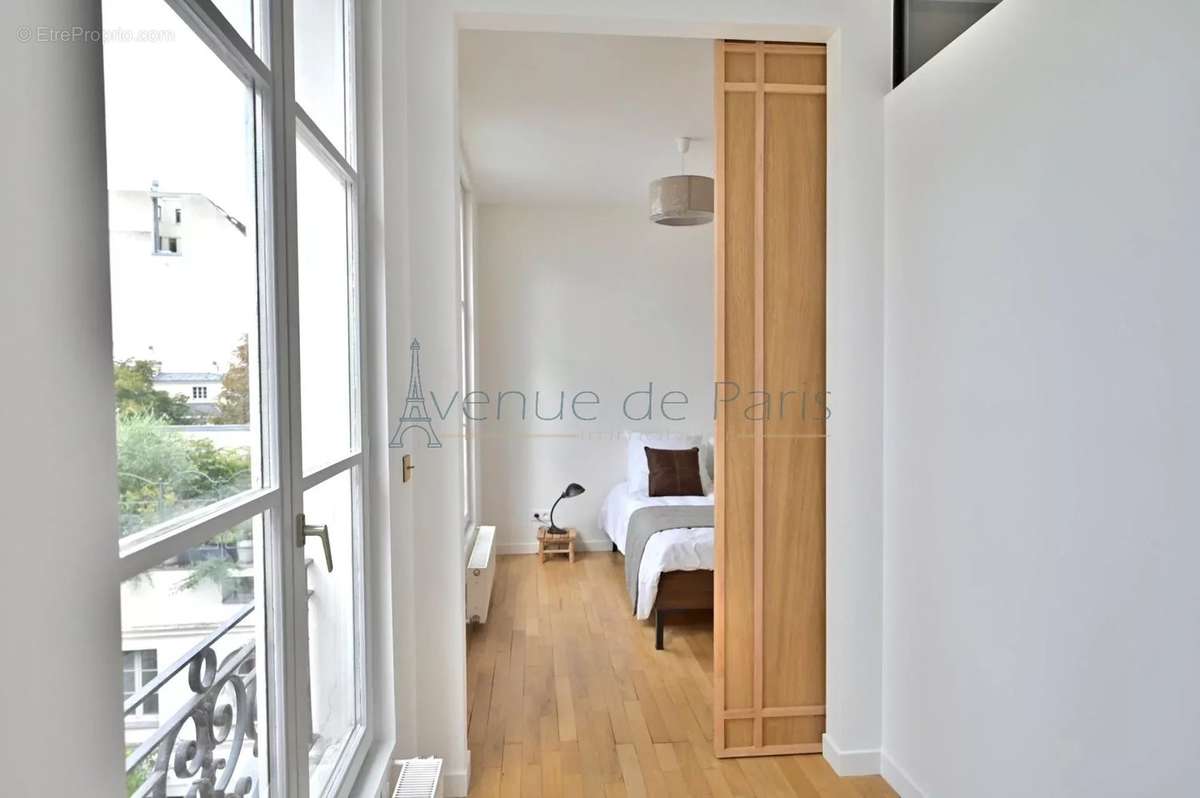 Appartement à PARIS-10E