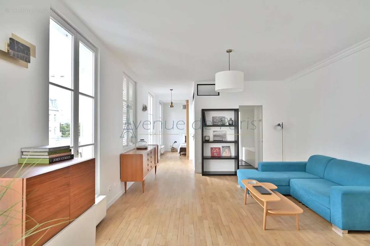 Appartement à PARIS-10E