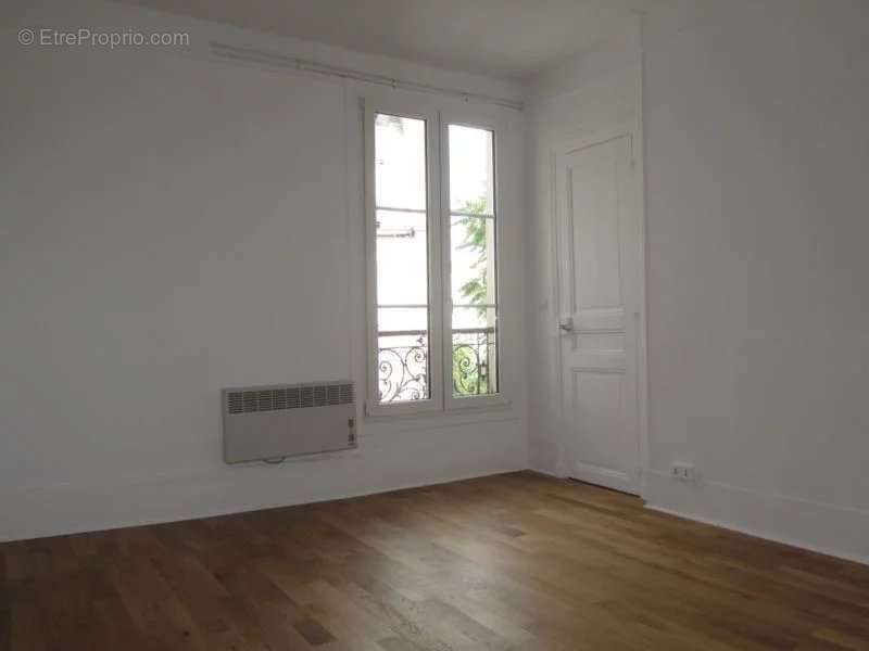 Appartement à PARIS-11E