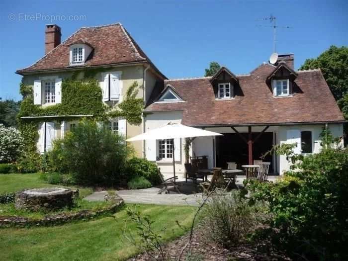 Maison à AUXERRE