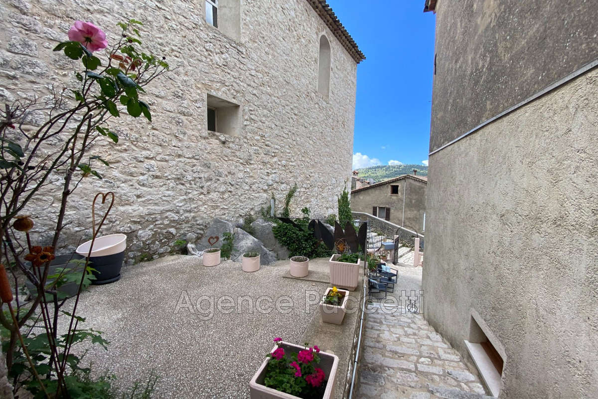 Maison à COURSEGOULES