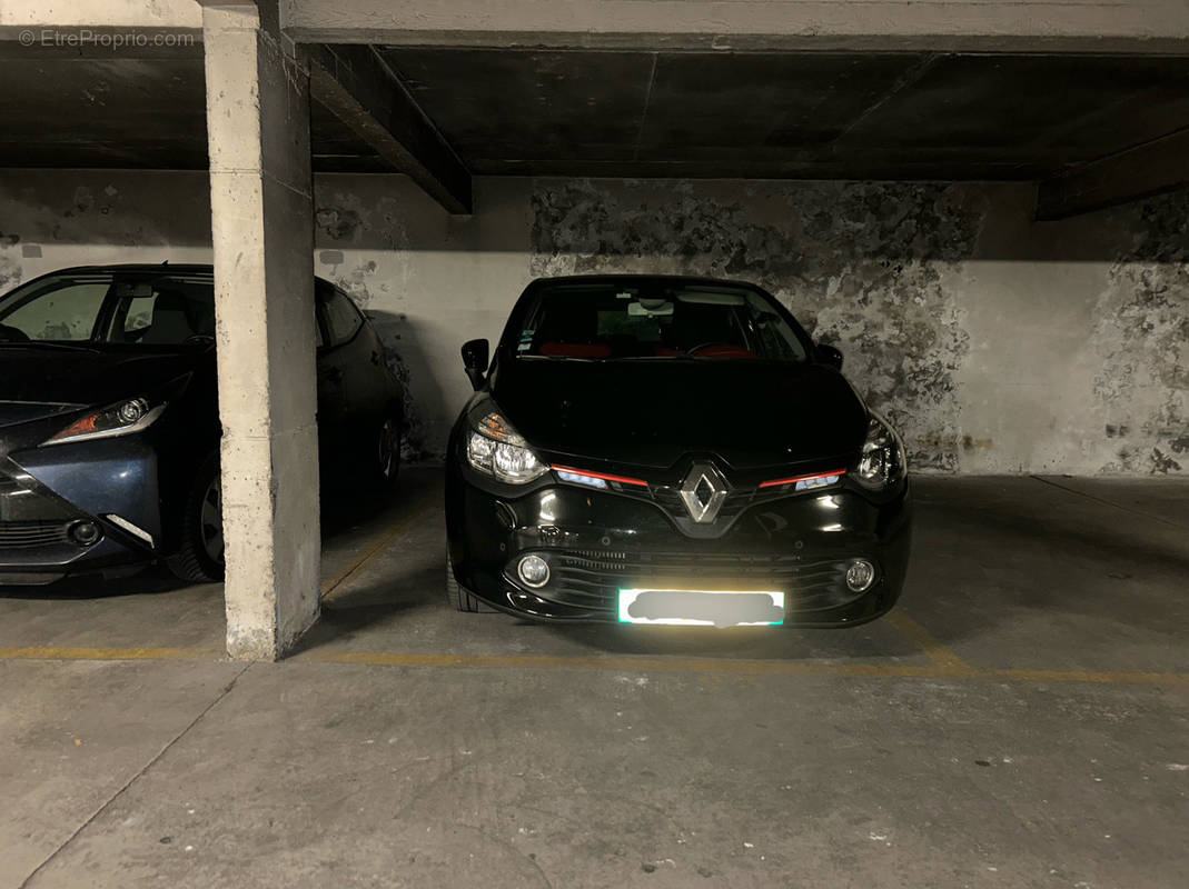 Parking à LEVALLOIS-PERRET