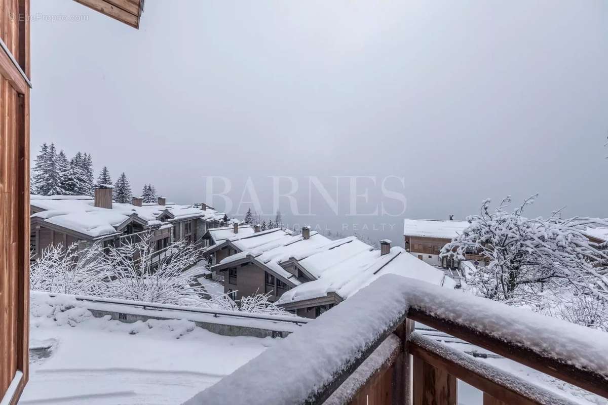 Appartement à LA PERRIERE