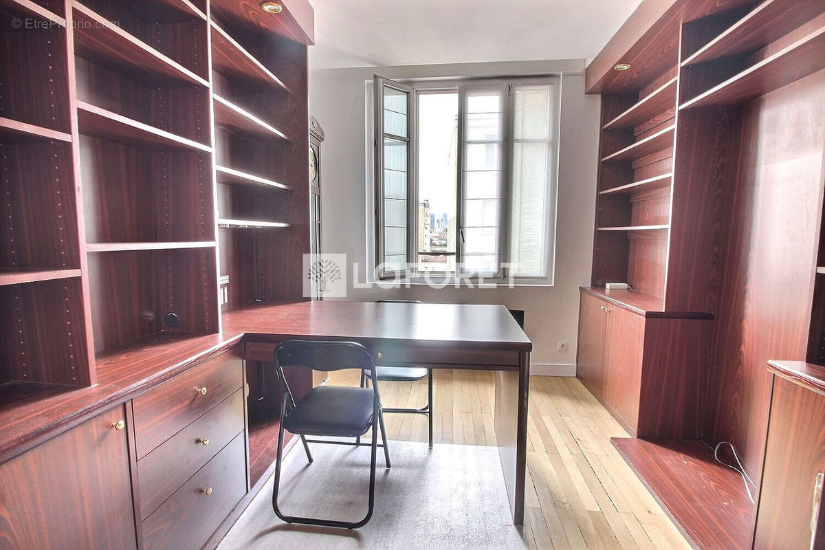 Appartement à BOIS-COLOMBES