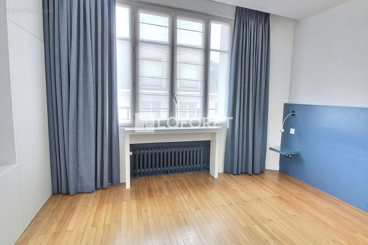 Appartement à BOIS-COLOMBES