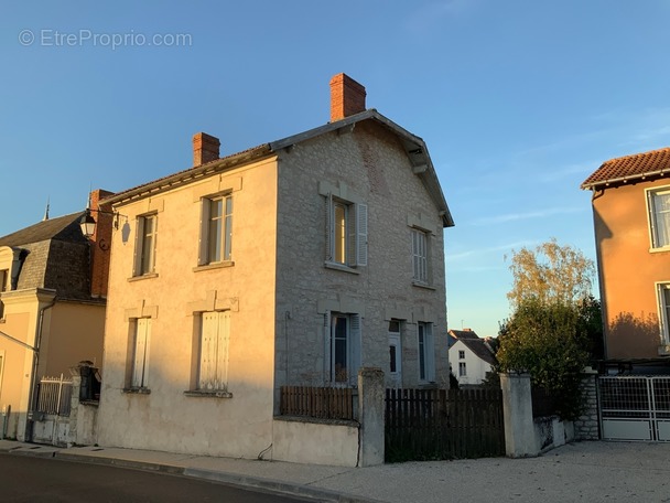 Maison à LA ROCHE-POSAY