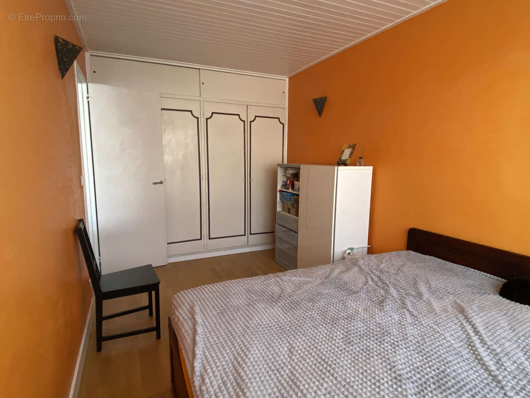 Appartement à ISSY-LES-MOULINEAUX