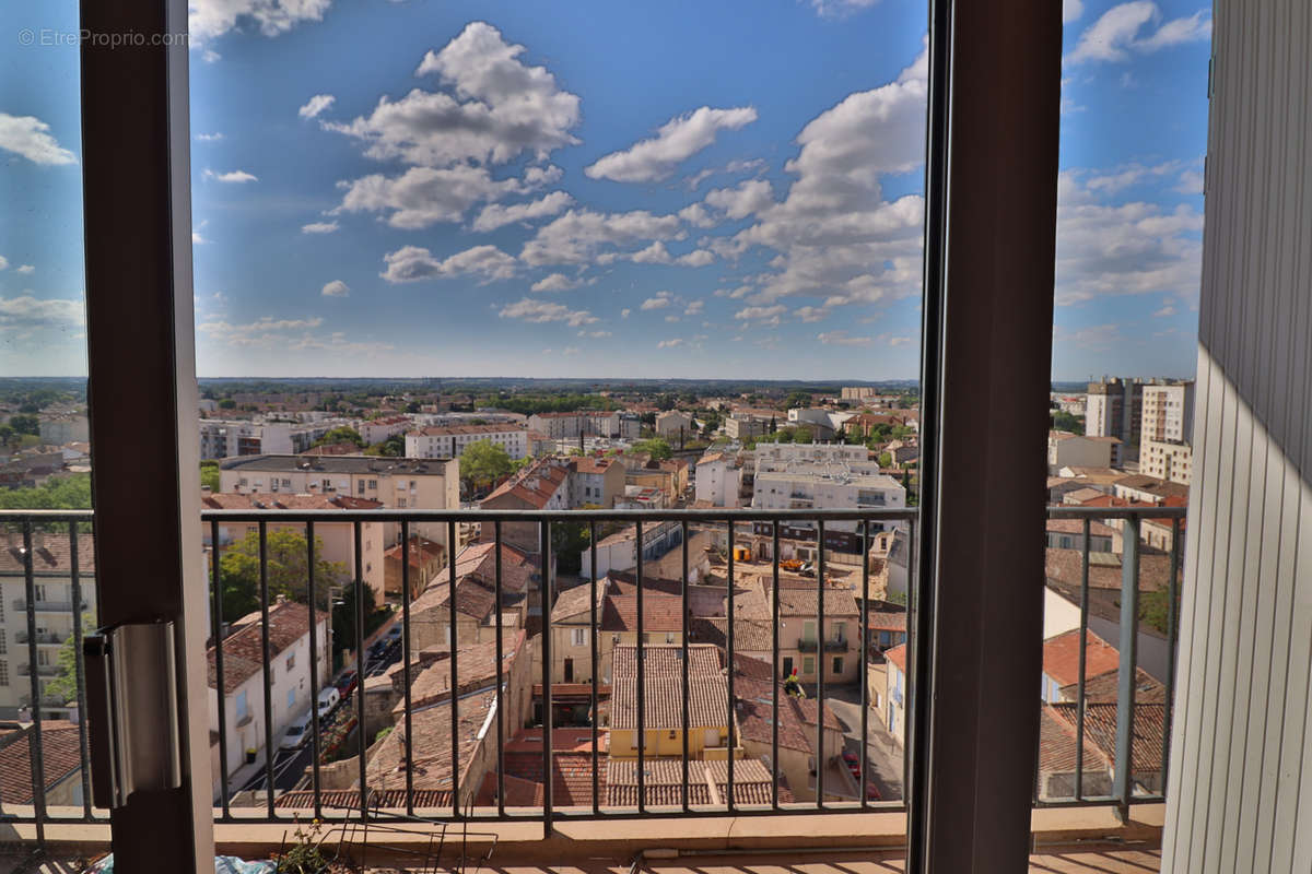 Appartement à NIMES