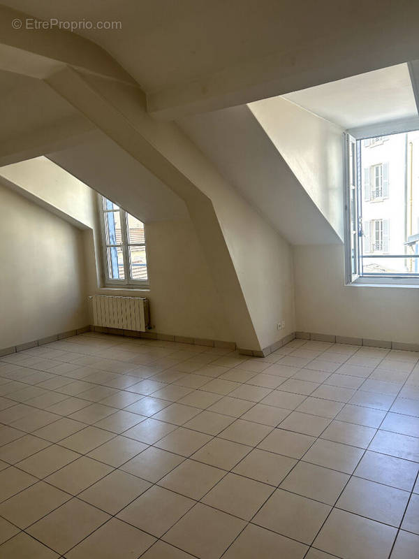 Appartement à MAISONS-LAFFITTE