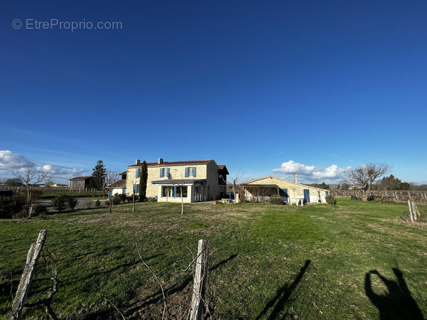 Maison à LANGON