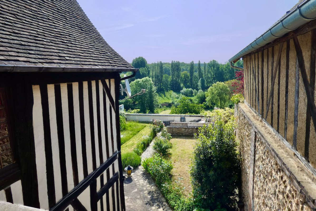 Maison à CONCHES-EN-OUCHE