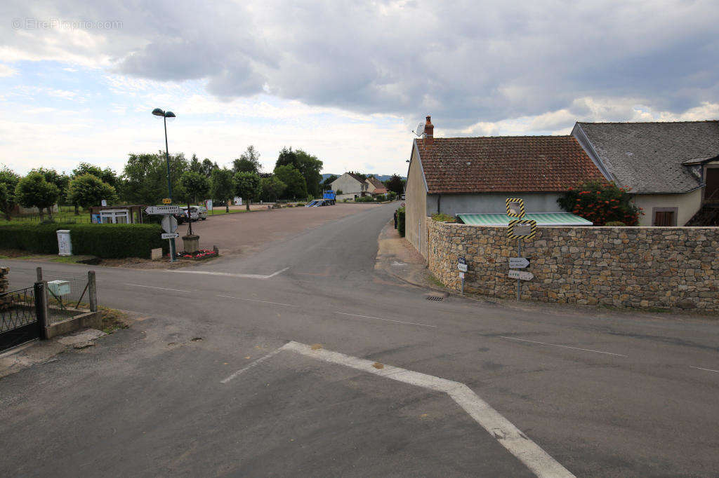 Maison à SAINT-NIZIER-SUR-ARROUX