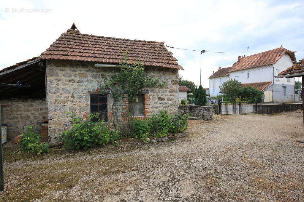 Maison à SAINT-NIZIER-SUR-ARROUX