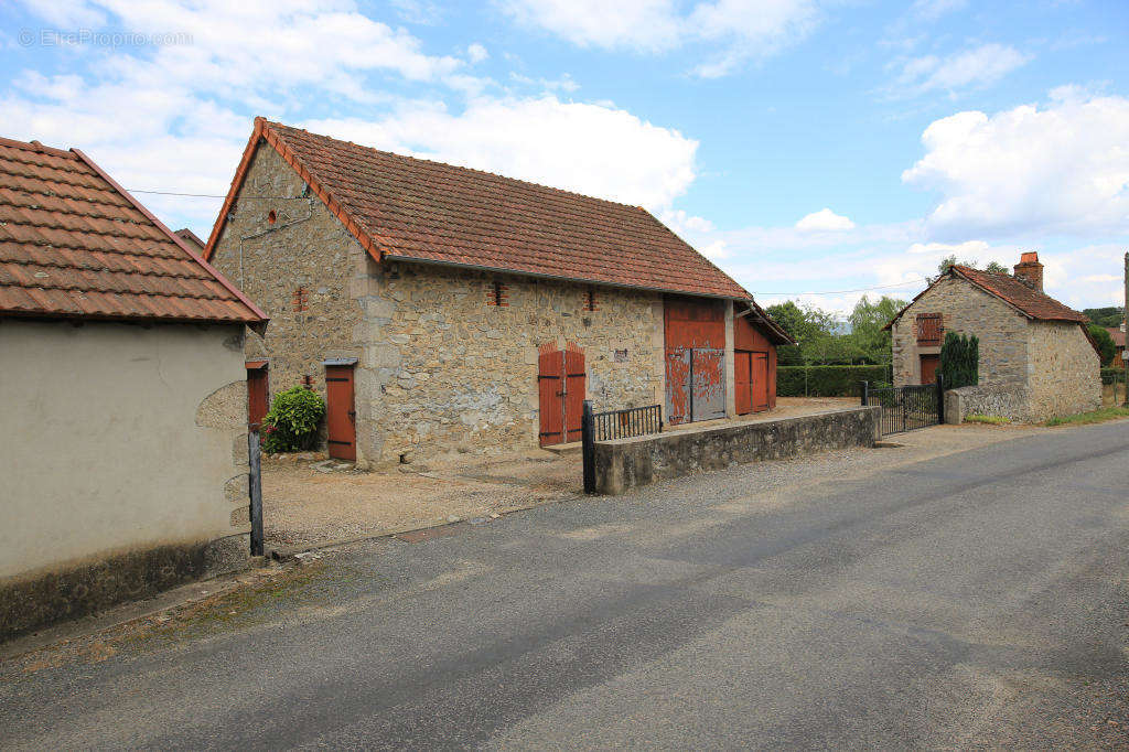 Maison à SAINT-NIZIER-SUR-ARROUX