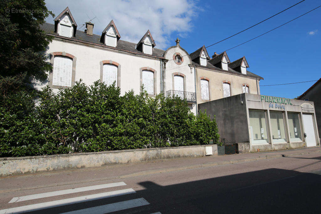 Maison à ETANG-SUR-ARROUX