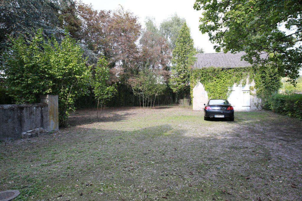 Maison à ETANG-SUR-ARROUX