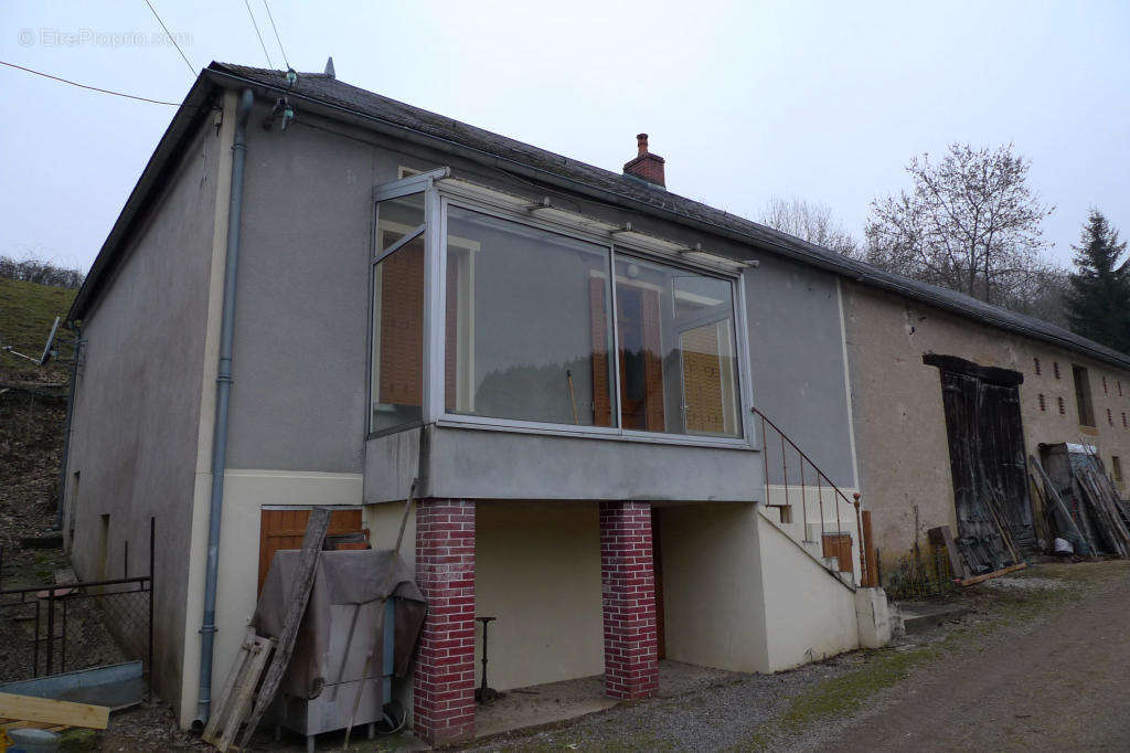 Maison à CUSSY-EN-MORVAN