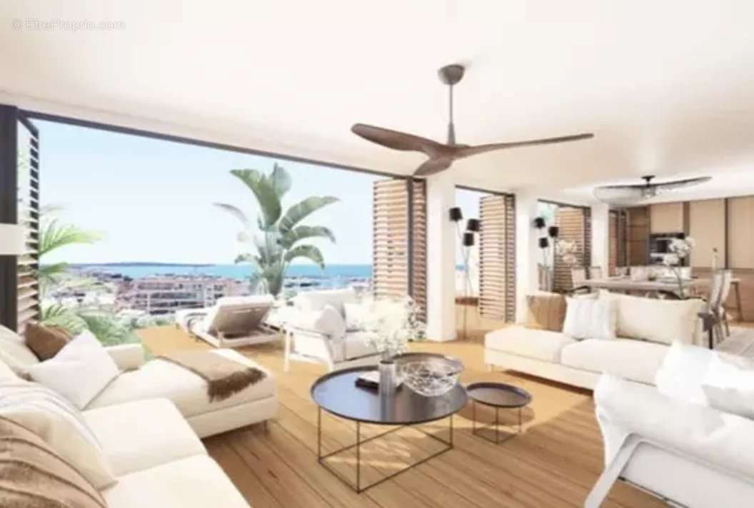 Appartement à CANNES