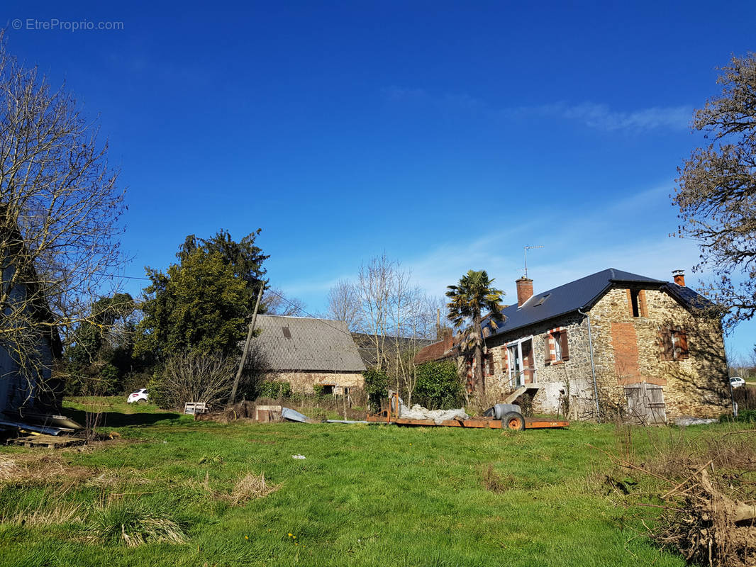 Maison à LUBERSAC