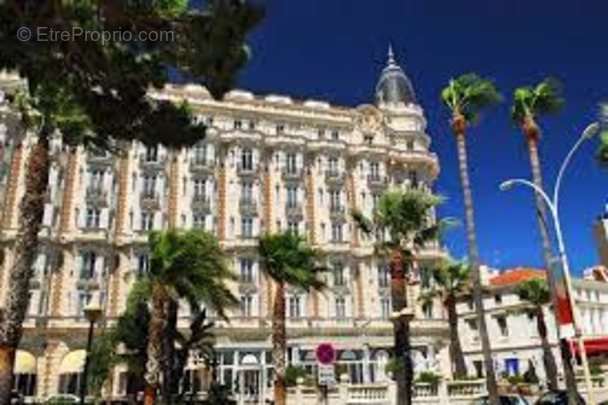 Commerce à CANNES